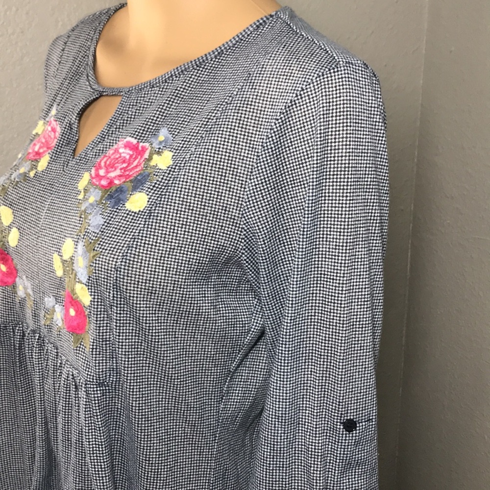 Kim Rogers Embroidered Top - Picture 6 of 13